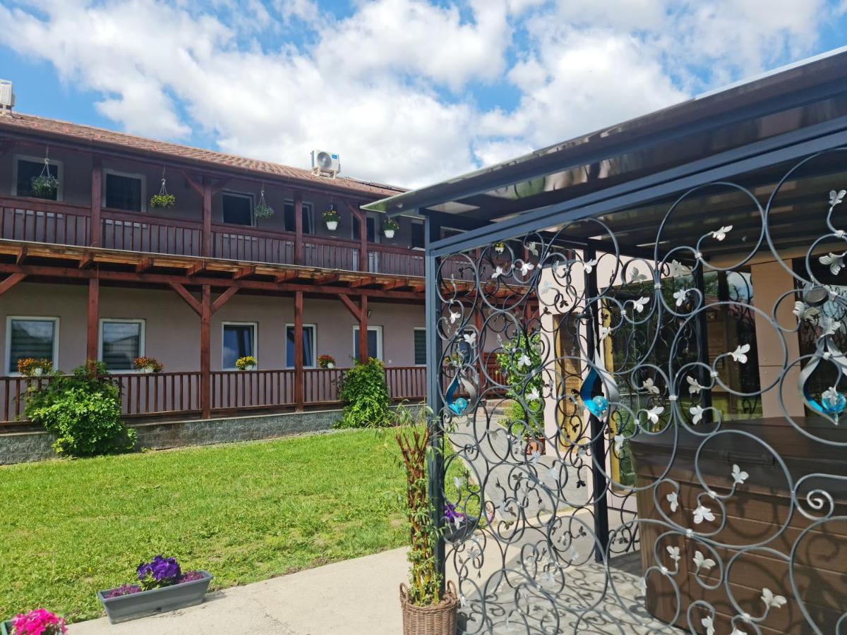 Sweet Life Wellness Apartments Egerszalok Exterior photo